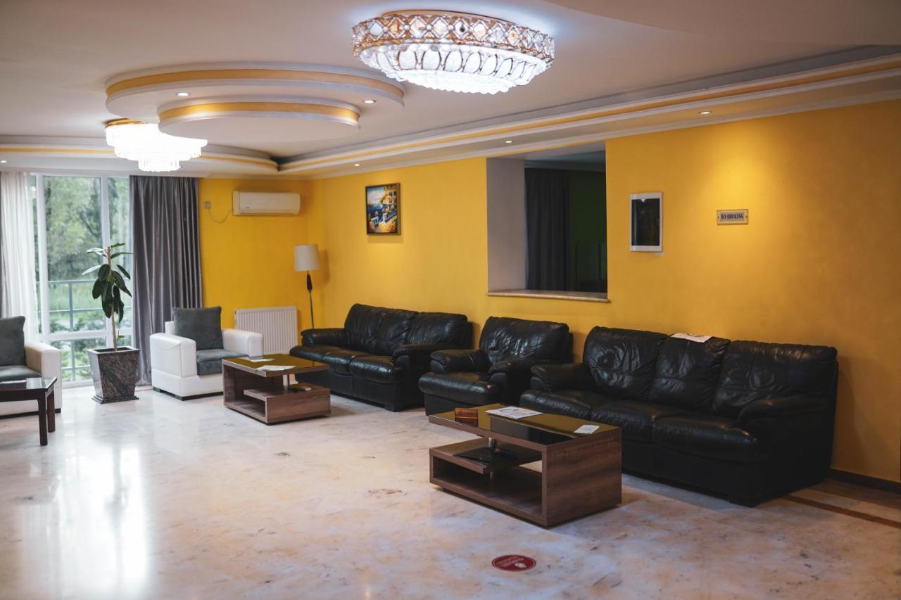 Hotel Park Green Поти Экстерьер фото